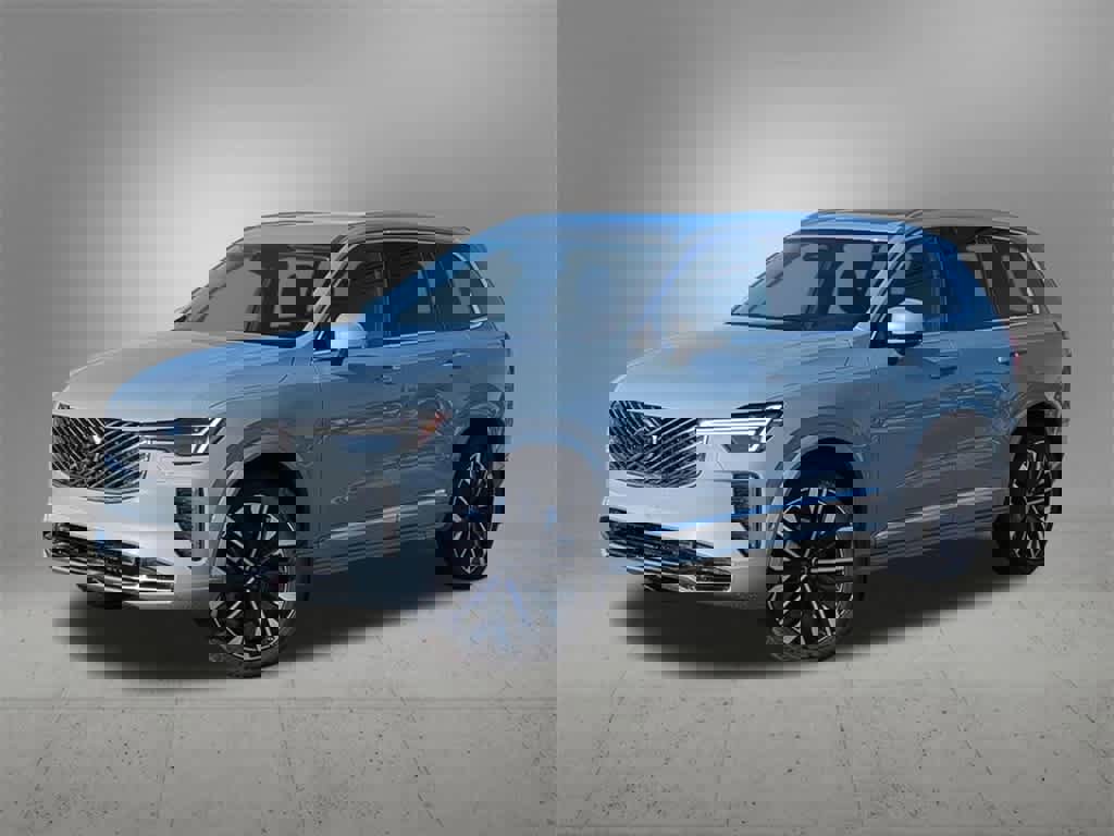 Certified 2026 Volvo XC90 B6 Plus w/ Protection Package Premier image 1