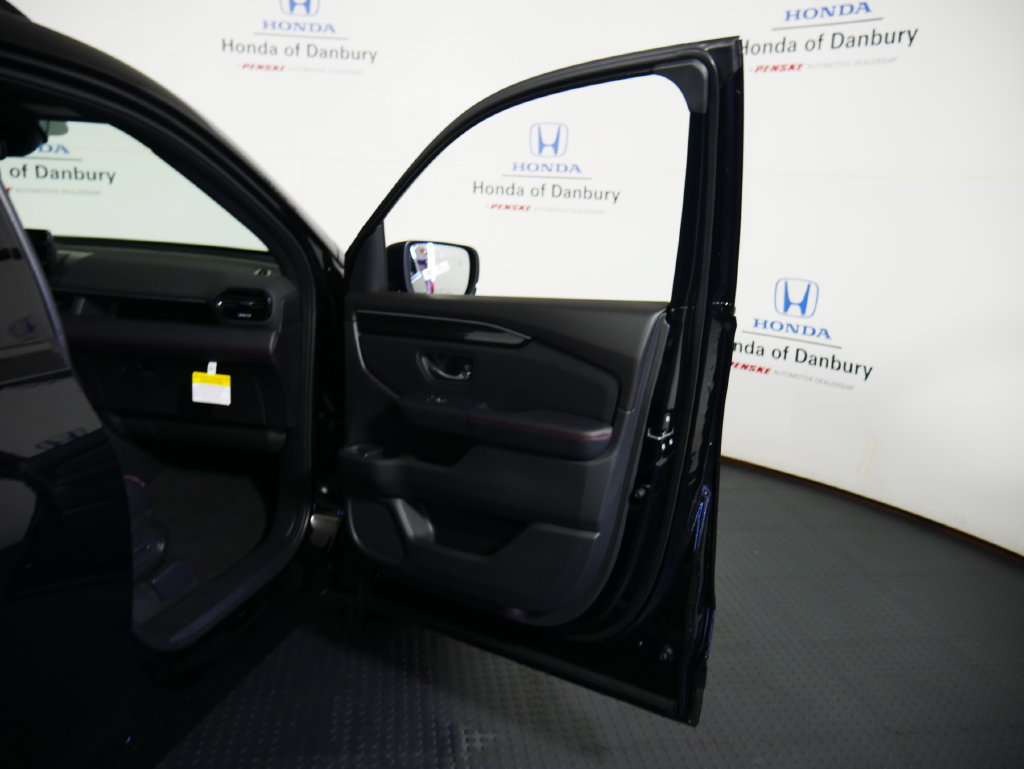 New 2026 Honda Pilot Black Edition image 5
