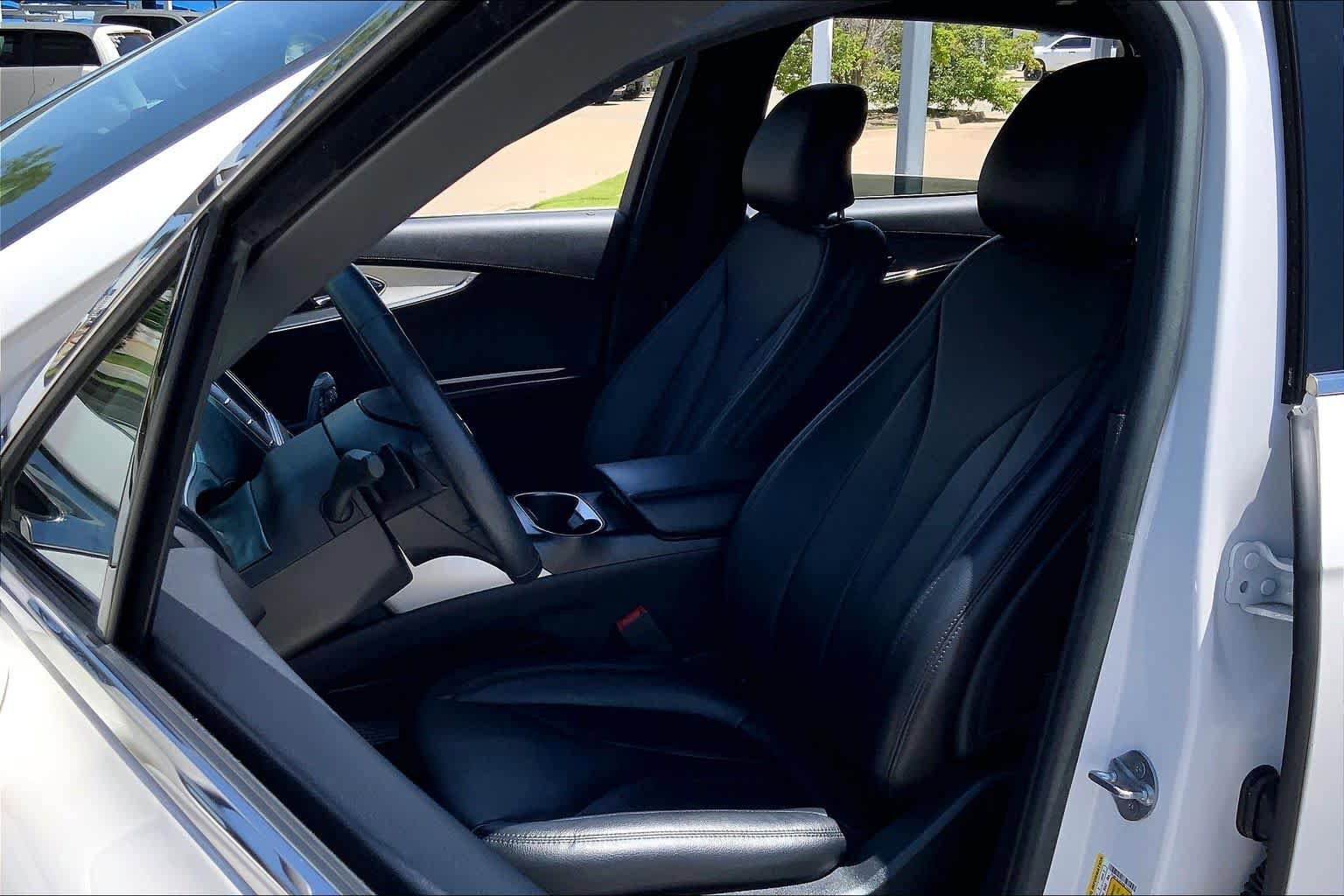 Used 2017 Lincoln MKX Premiere FWD image 8