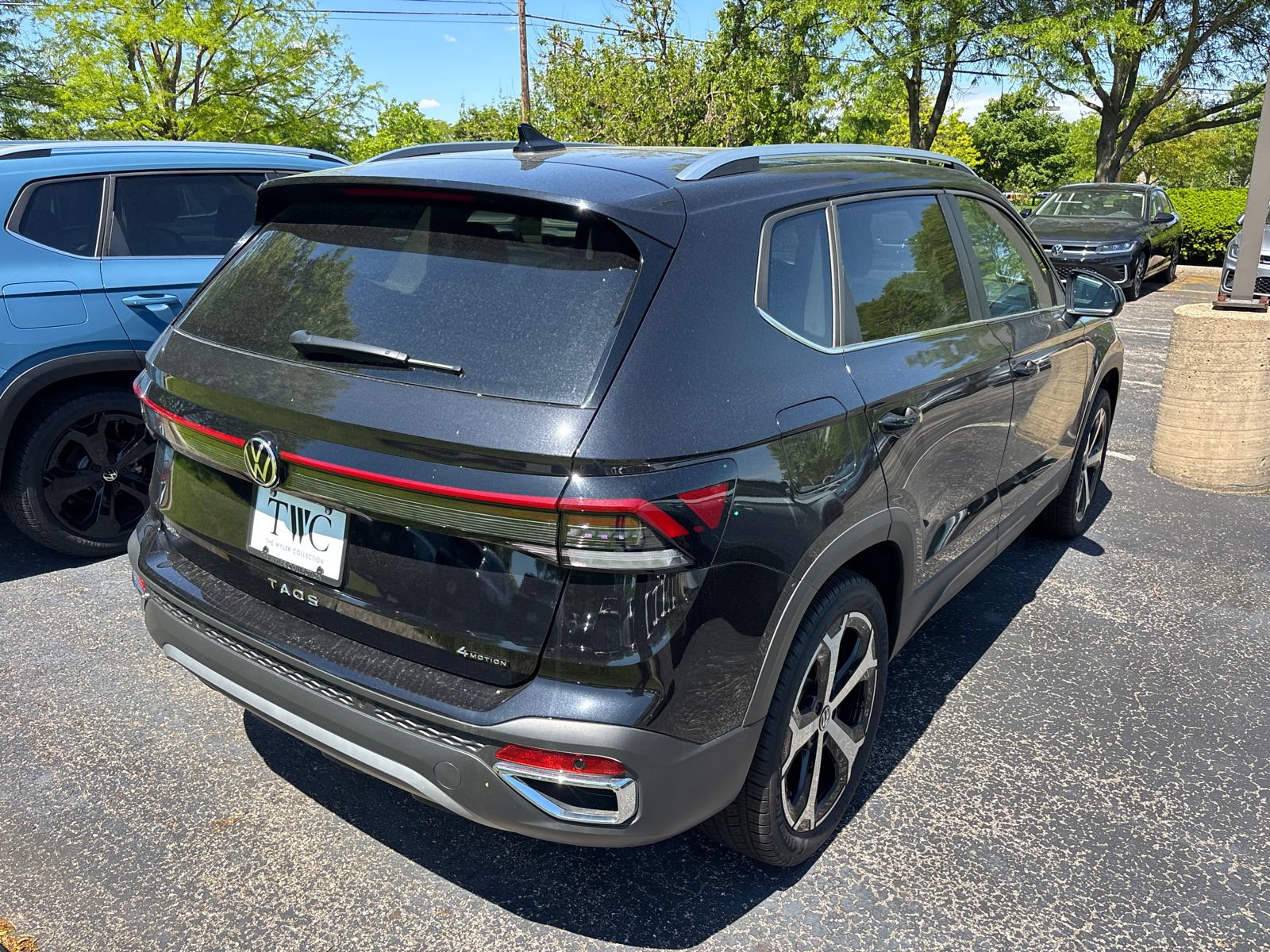New 2026 Volkswagen Taos SEL AWD/4WD image 5