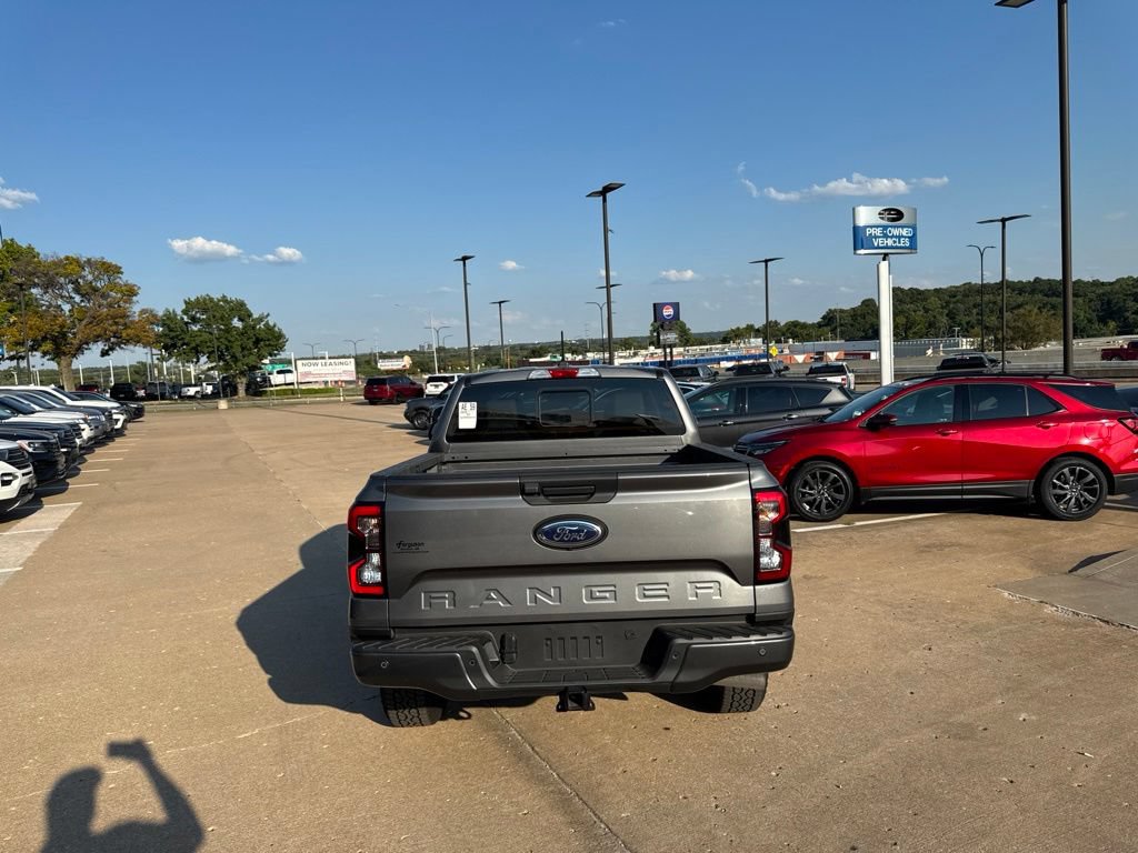 Used 2026 Ford Ranger Lariat w/ FX4 Off-Road Package AWD/4WD image 4