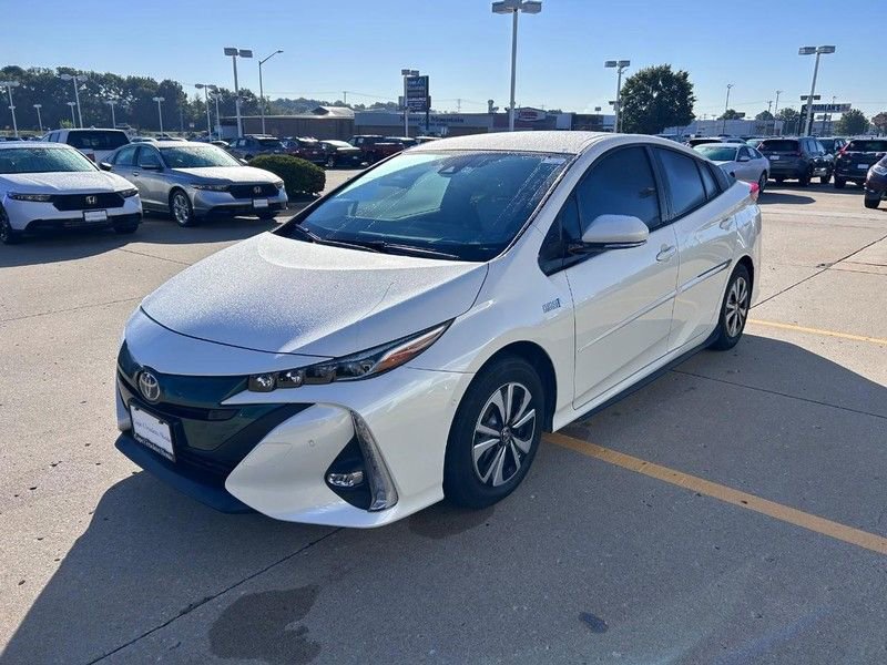 Used 2018 Toyota Prius Prime Advanced image 6