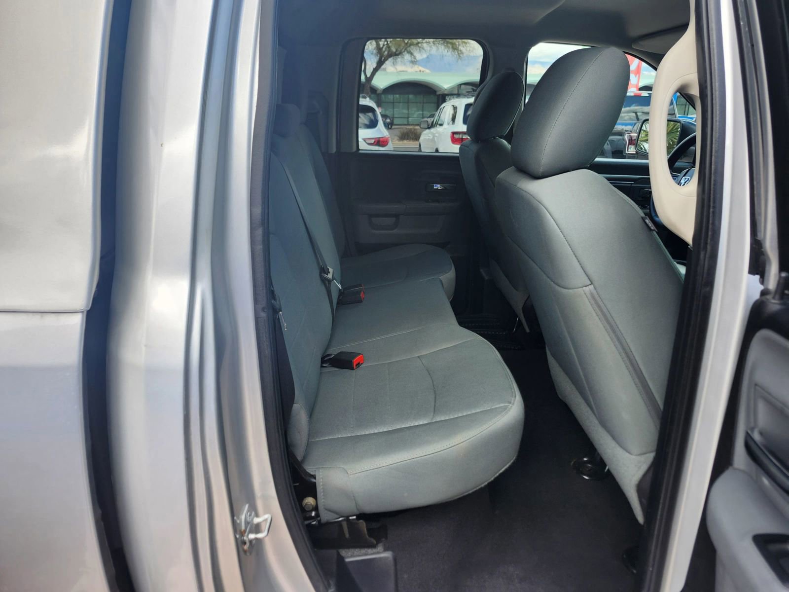 Used 2015 RAM 1500 Classic SLT image 24