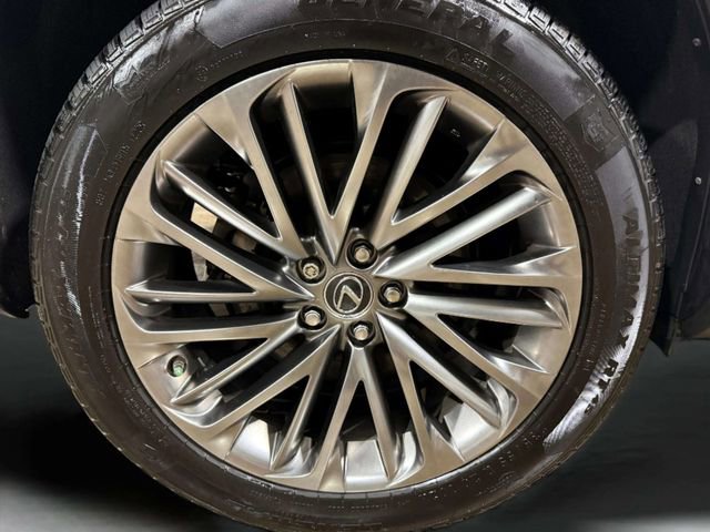 Used 2022 Lexus RX 450h AWD w/ Luxury Package image 30