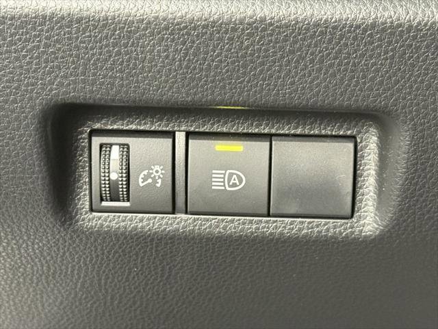 Certified 2025 Toyota RAV4 LE image 22