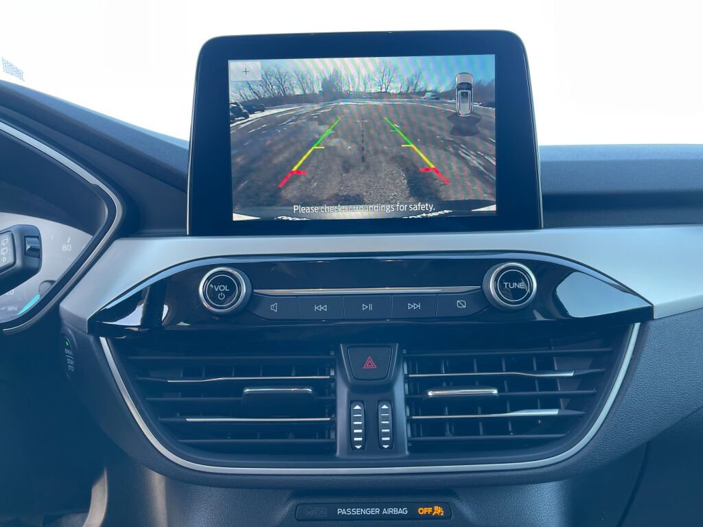 Used 2020 Ford Escape SEL image 11