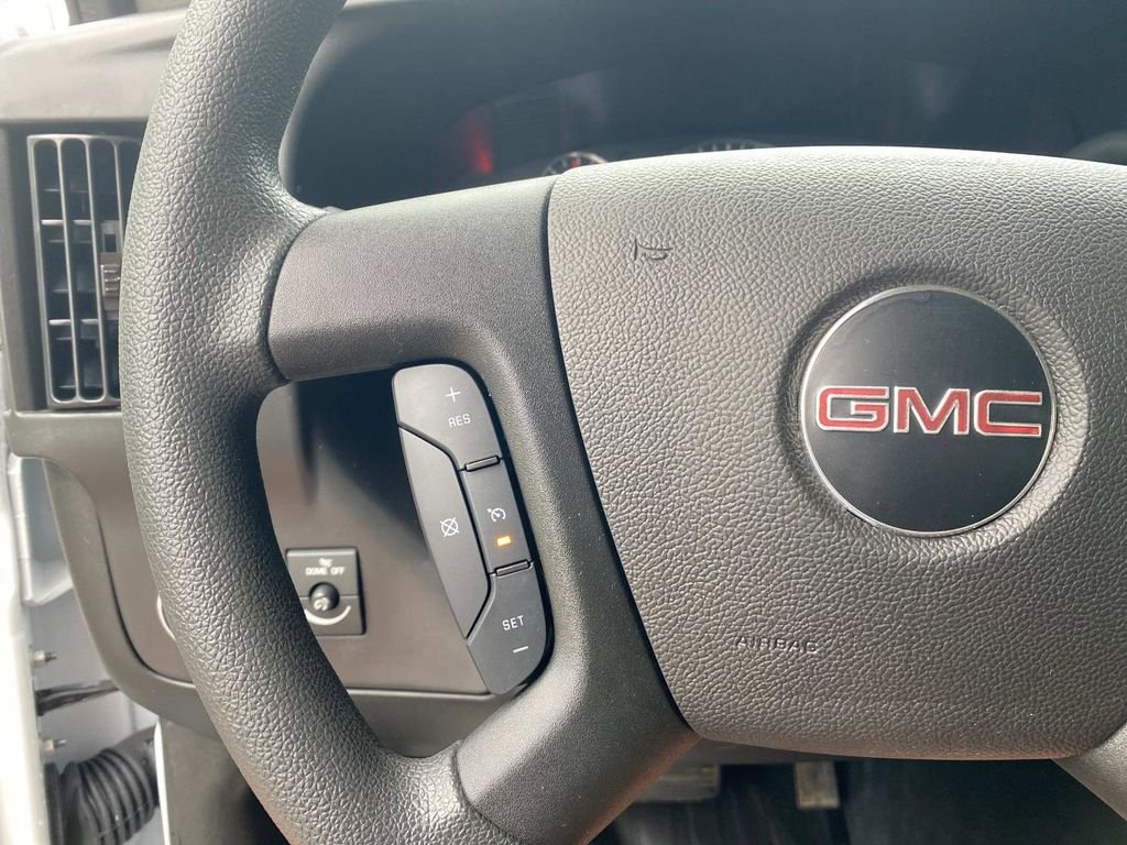 Used 2025 GMC Savana 2500 w/ Driver Convenience Package RWD image 33
