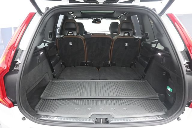 Used 2024 Volvo XC90 T8 Plus w/ Protection Package AWD/4WD image 19