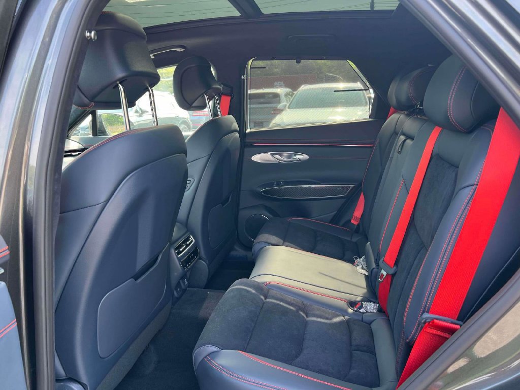 New 2027 Genesis GV70 3.5T Prestige AWD/4WD image 9