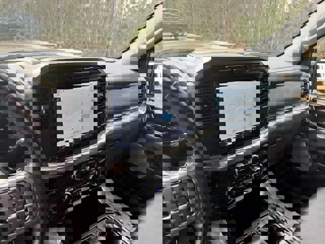 Used 2023 Ford F150 Lariat image 6