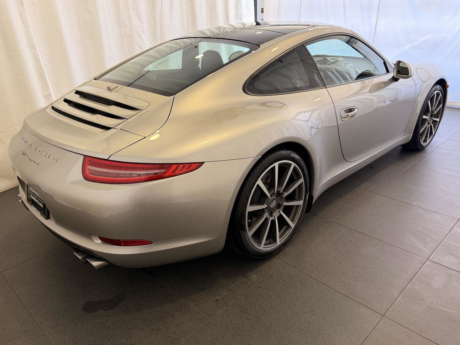 Used 2013 Porsche 911 Carrera image 9