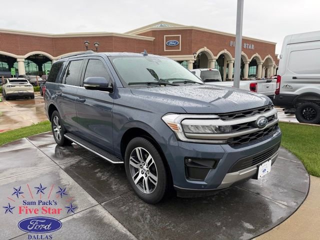 Used 2023 Ford Expedition XLT RWD image 1
