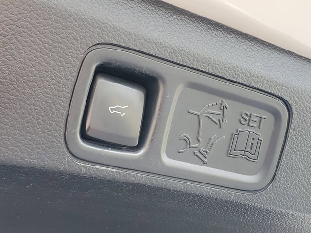 Used 2021 Lincoln Navigator L Reserve w/ Luxury Package image 32