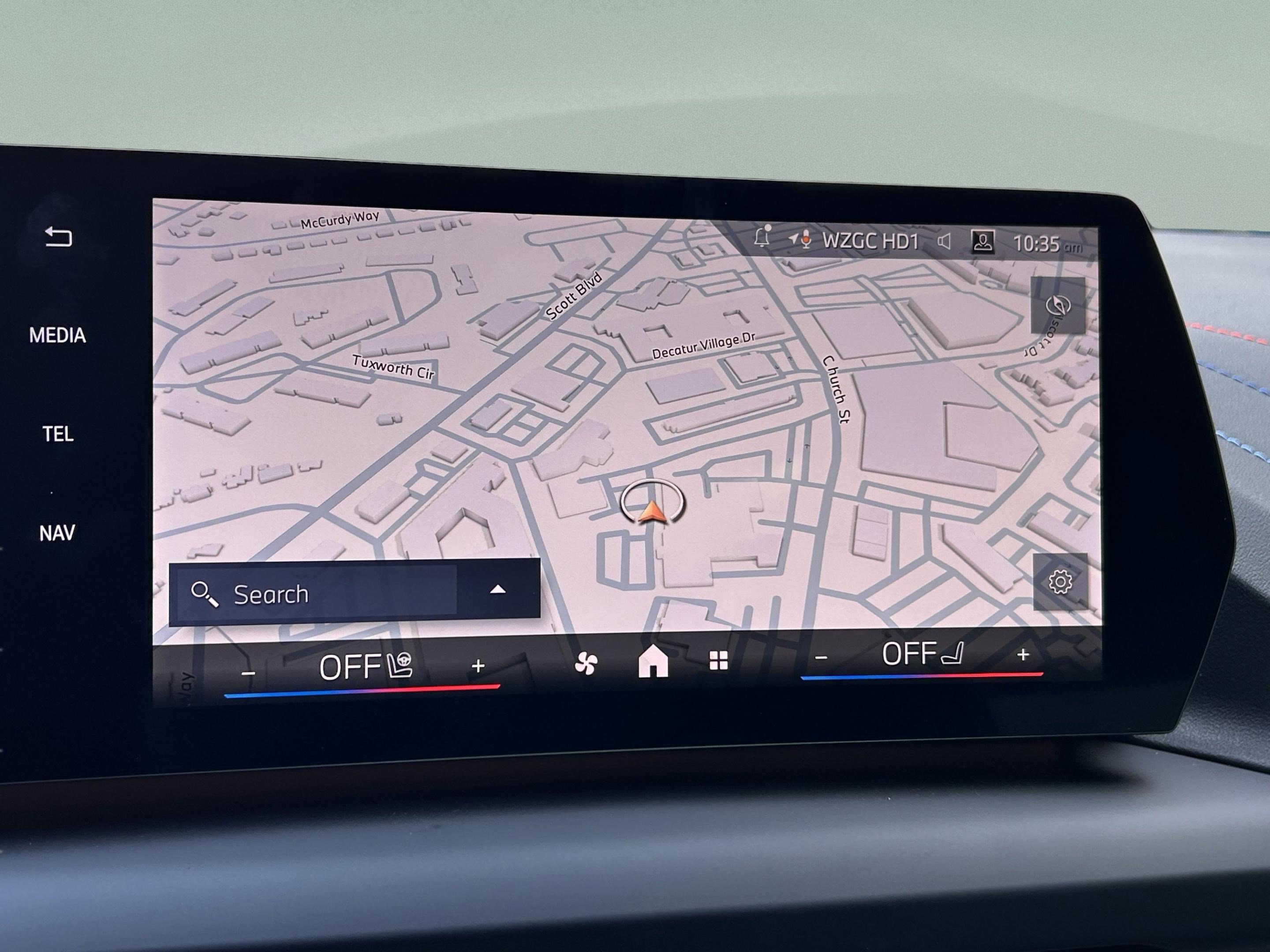 Used 2025 BMW M235i xDrive w/ M Performance Package image 15