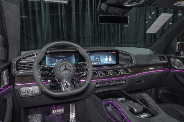 New 2026 Mercedes-Benz GLE 63 AMG S image 19