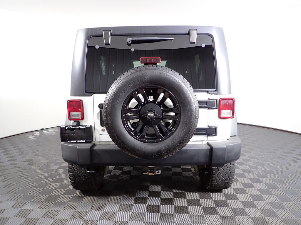 Used 2015 Jeep Wrangler Unlimited Sport w/ Quick Order Package 24S AWD/4WD image 11