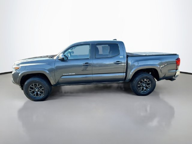 Used 2023 Toyota Tacoma SR5 AWD/4WD image 4