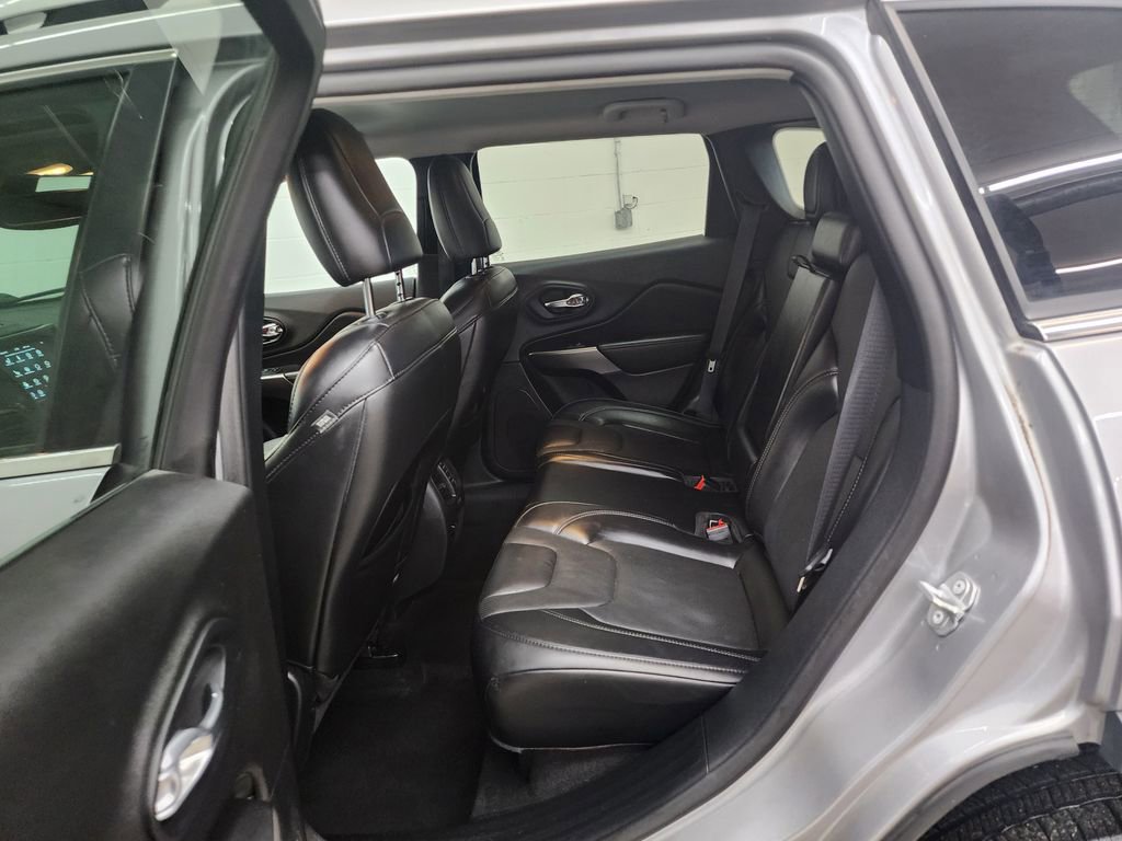 Used 2020 Jeep Cherokee Limited w/ Advanced Safety Group image 25