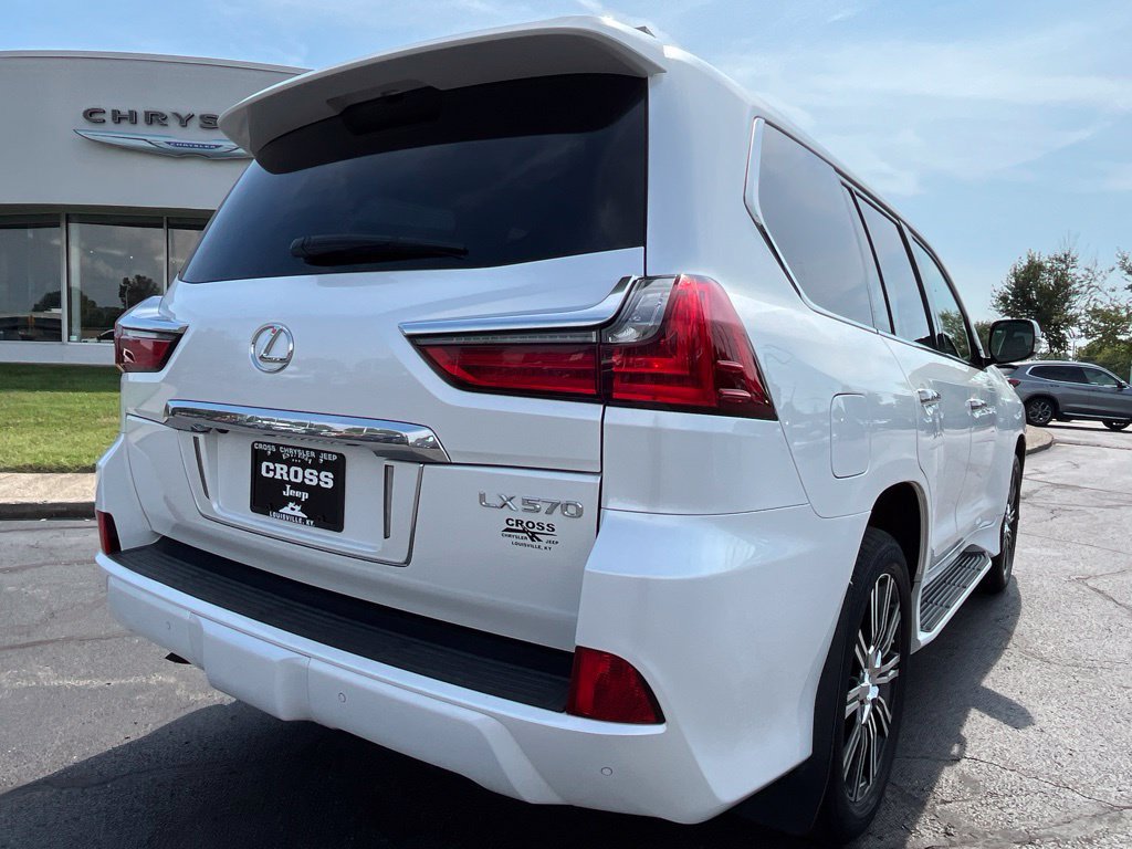 Used 2019 Lexus LX 570 4WD w/ Luxury Package image 42