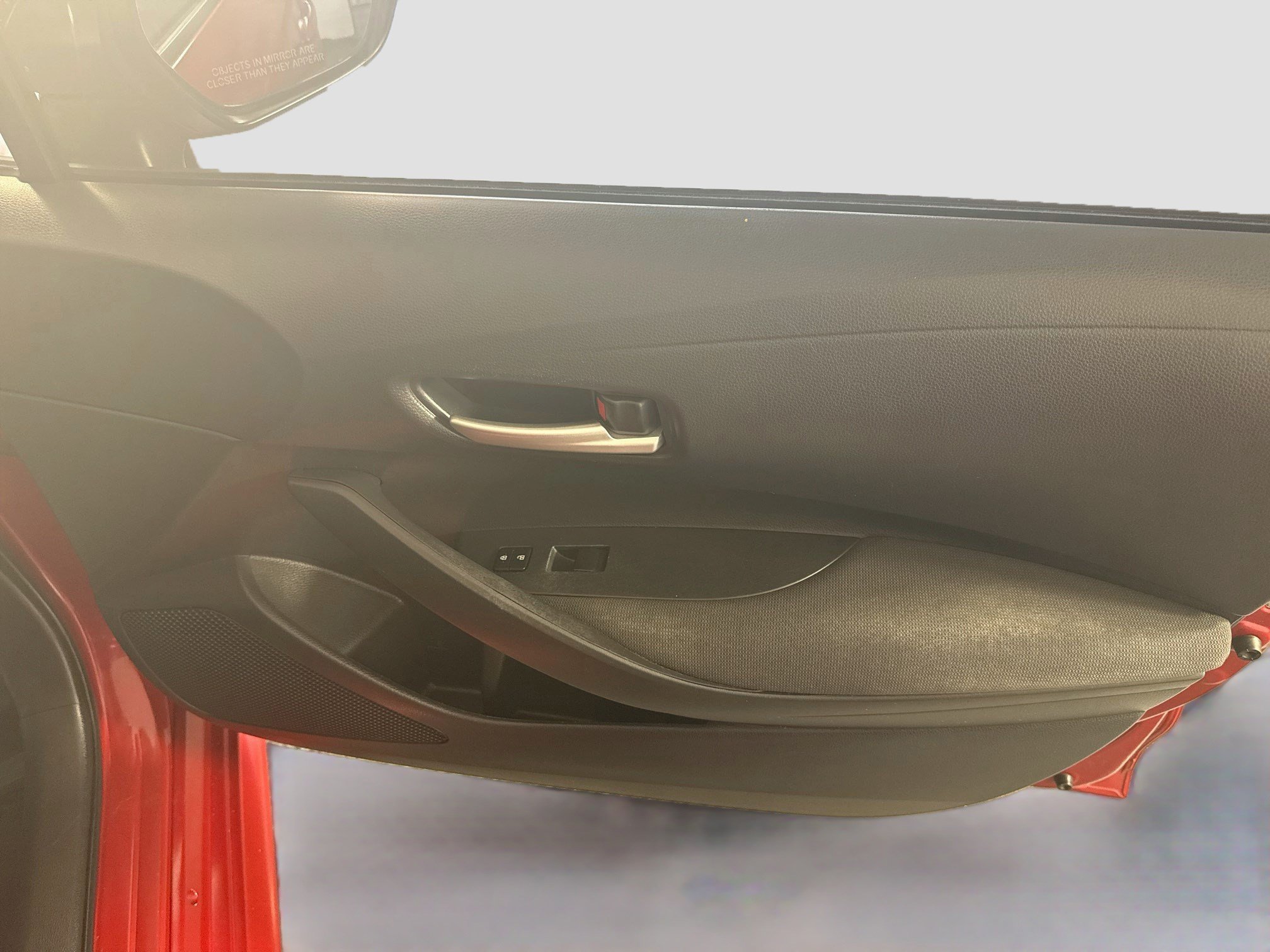 Used 2020 Toyota Corolla LE FWD image 30