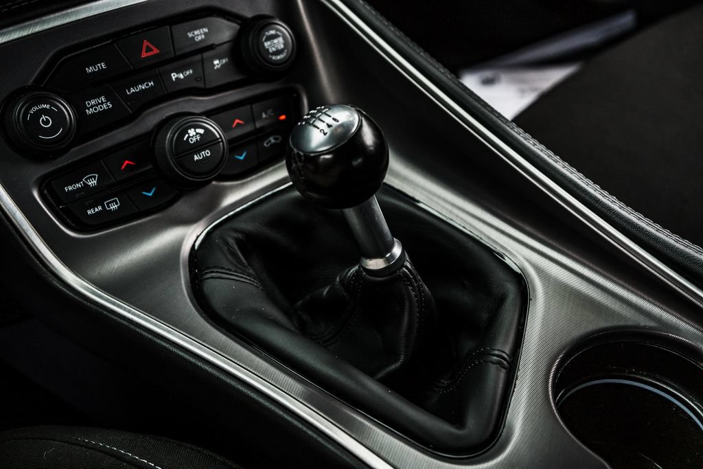 Used 2022 Dodge Challenger R/T Scat Pack RWD image 30
