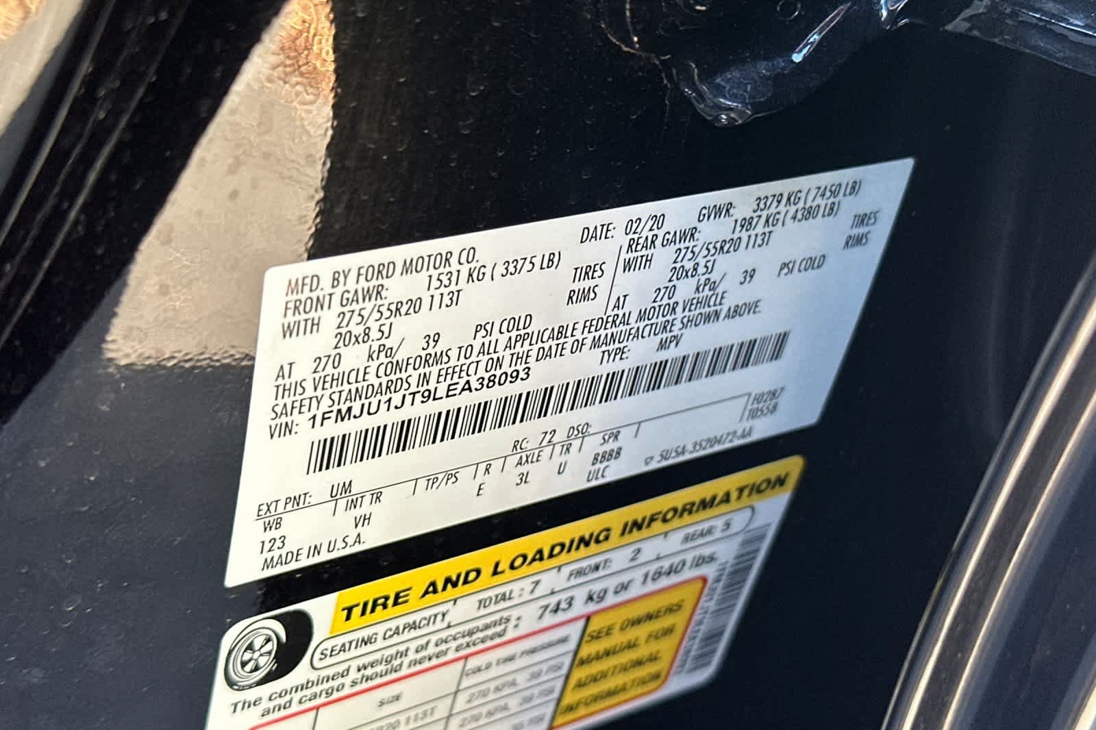 Used 2020 Ford Expedition XLT w/ Equipment Group 202A AWD/4WD image 29