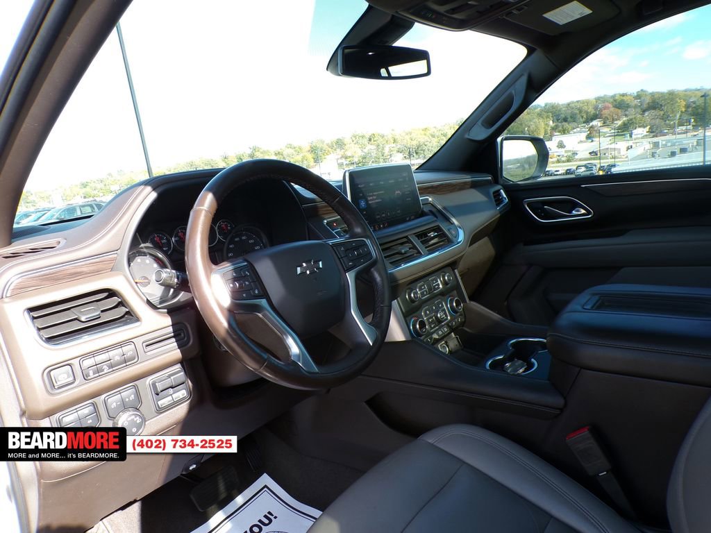 Used 2021 Chevrolet Suburban Z71 w/ Z71 Signature Package image 23