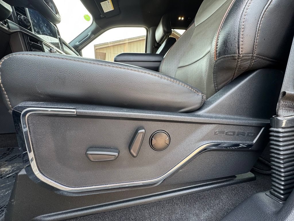 Used 2024 Ford F150 Lariat AWD/4WD image 22