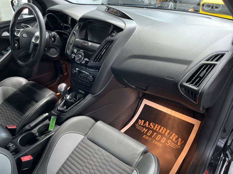 Used 2013 Ford Focus ST image 42
