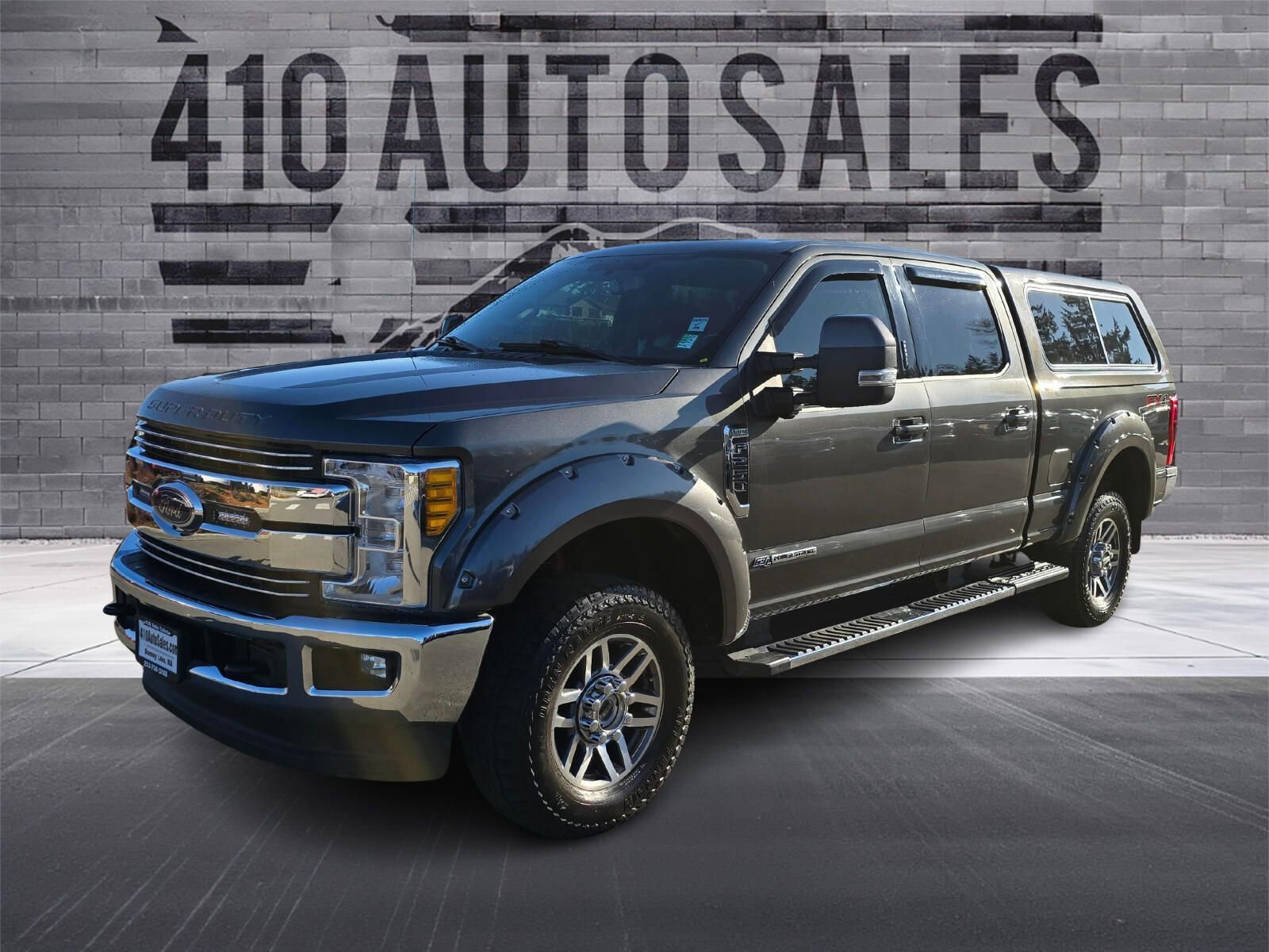Used 2017 Ford F250 Lariat w/ Lariat Value Package AWD/4WD image 6