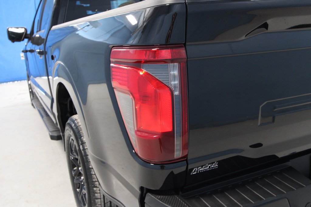 Used 2024 Ford F150 XLT w/ XLT Black Appearance Package RWD image 35