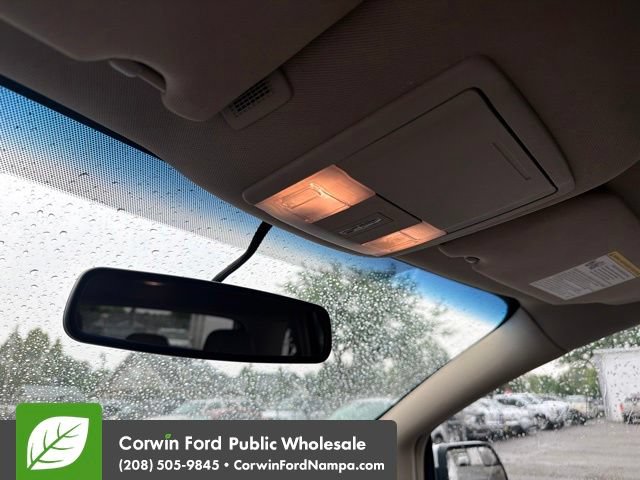 Used 2013 Lincoln MKX AWD image 19