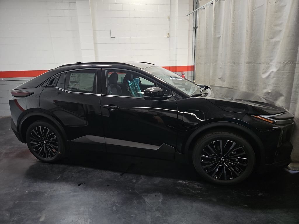 New 2026 Toyota C-HR AWD/4WD image 12
