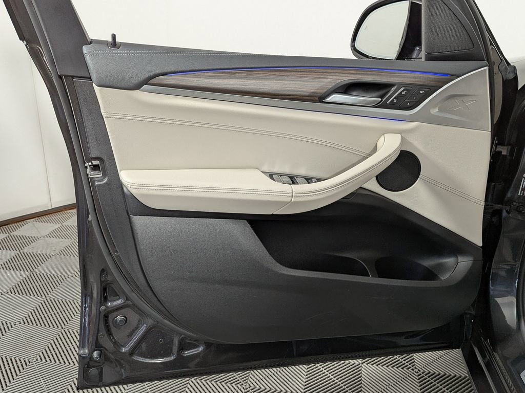 Used 2021 BMW X3 sDrive30i w/ M Sport Package RWD image 16