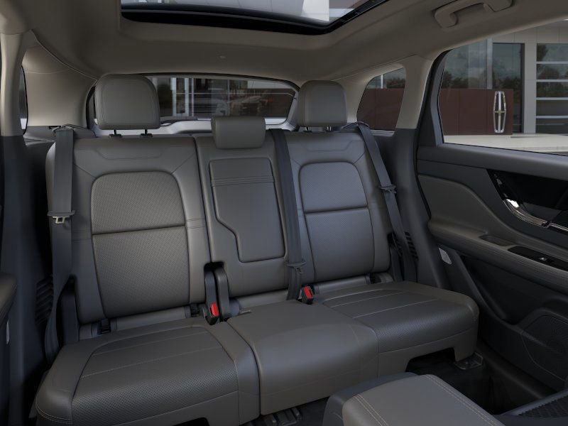 New 2025 Lincoln Corsair Grand Touring AWD/4WD image 11