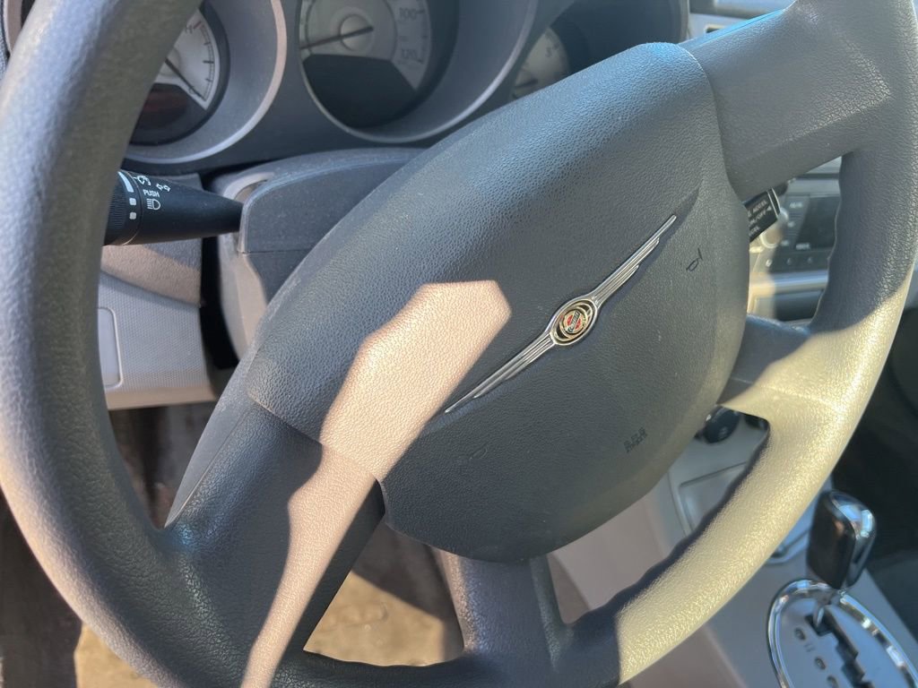 Used 2008 Chrysler Sebring LX image 11