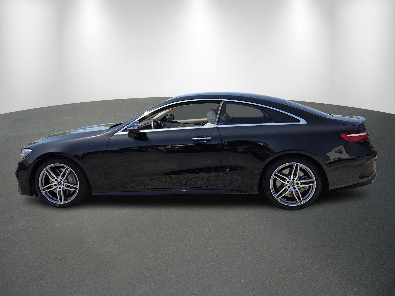 Used 2019 Mercedes-Benz E 450 Coupe image 4