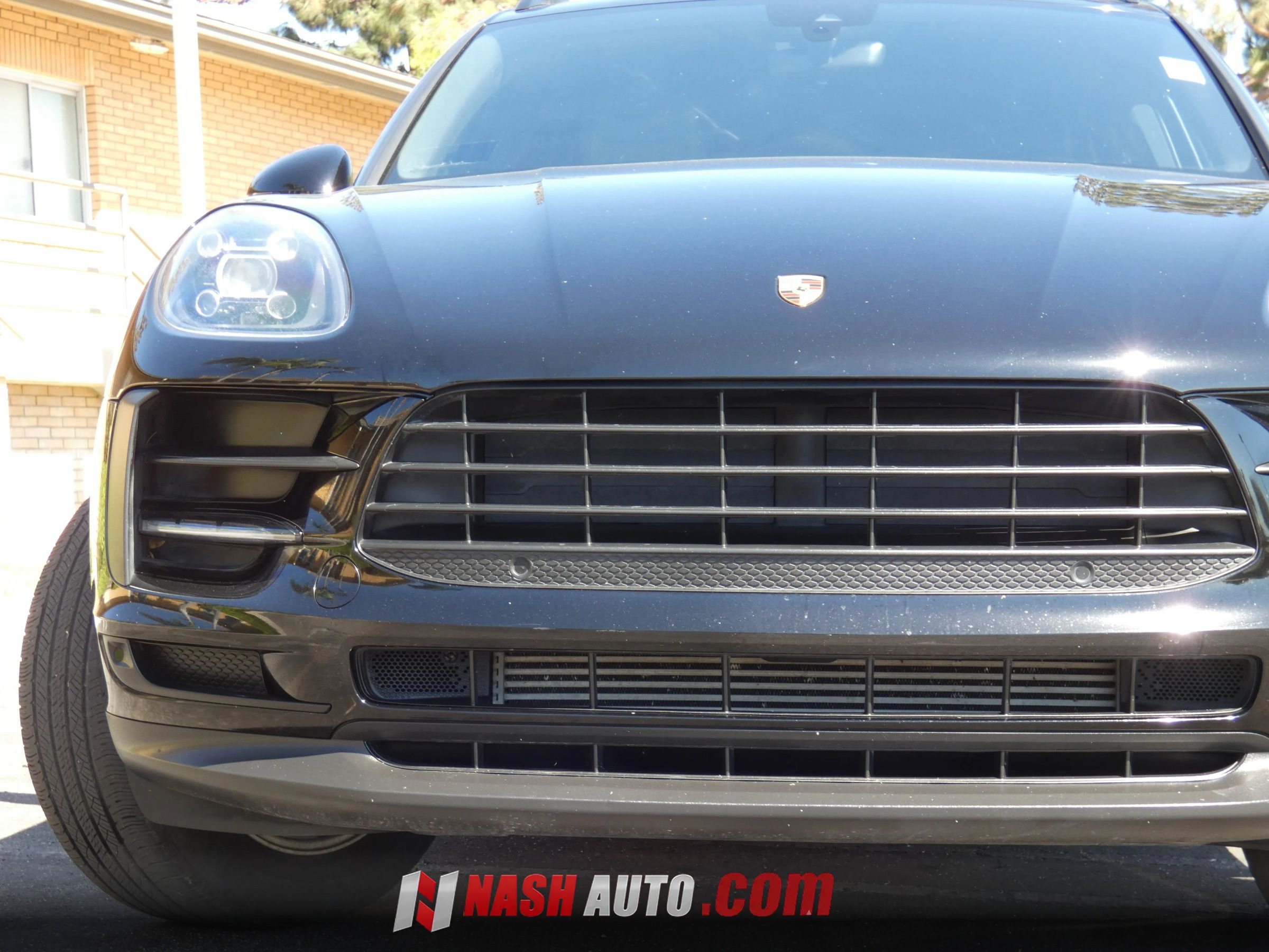 Used 2020 Porsche Macan AWD/4WD image 18