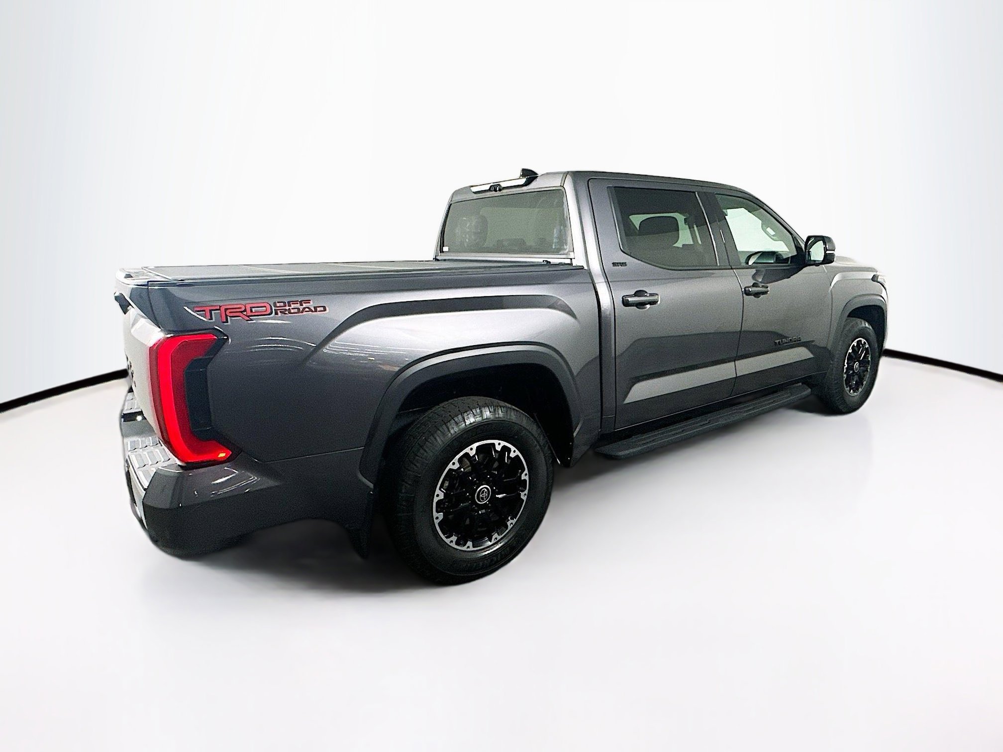 Used 2022 Toyota Tundra SR5 image 9