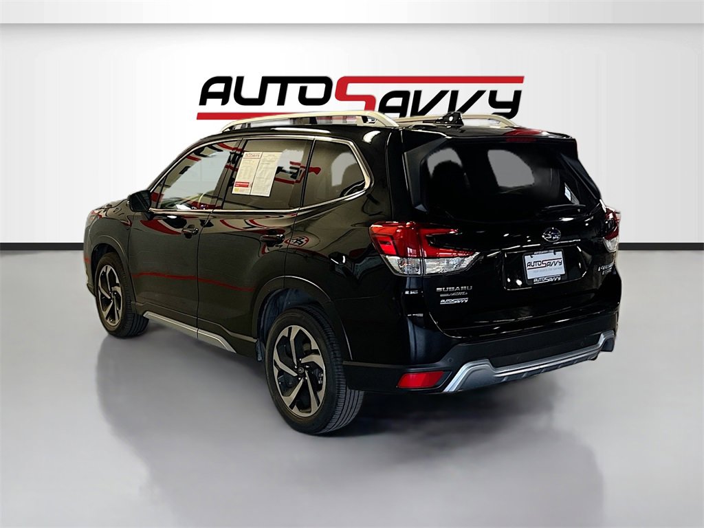 Used 2023 Subaru Forester Touring image 5
