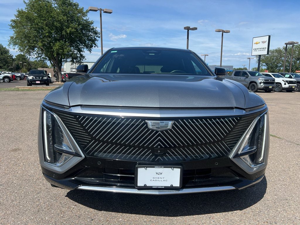 Used 2024 Cadillac Lyriq Tech w/ Driver Assist Package AWD/4WD image 38
