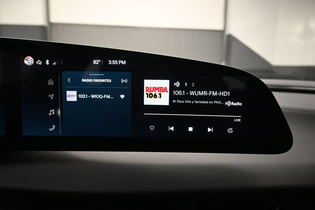 Used 2023 Lucid Air Touring AWD/4WD image 19