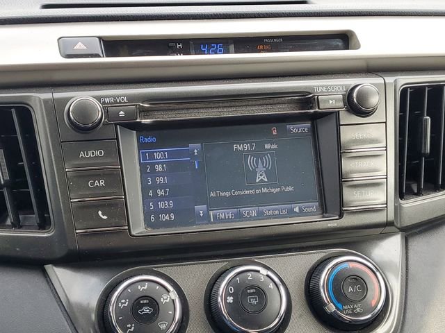 Used 2015 Toyota RAV4 LE image 19