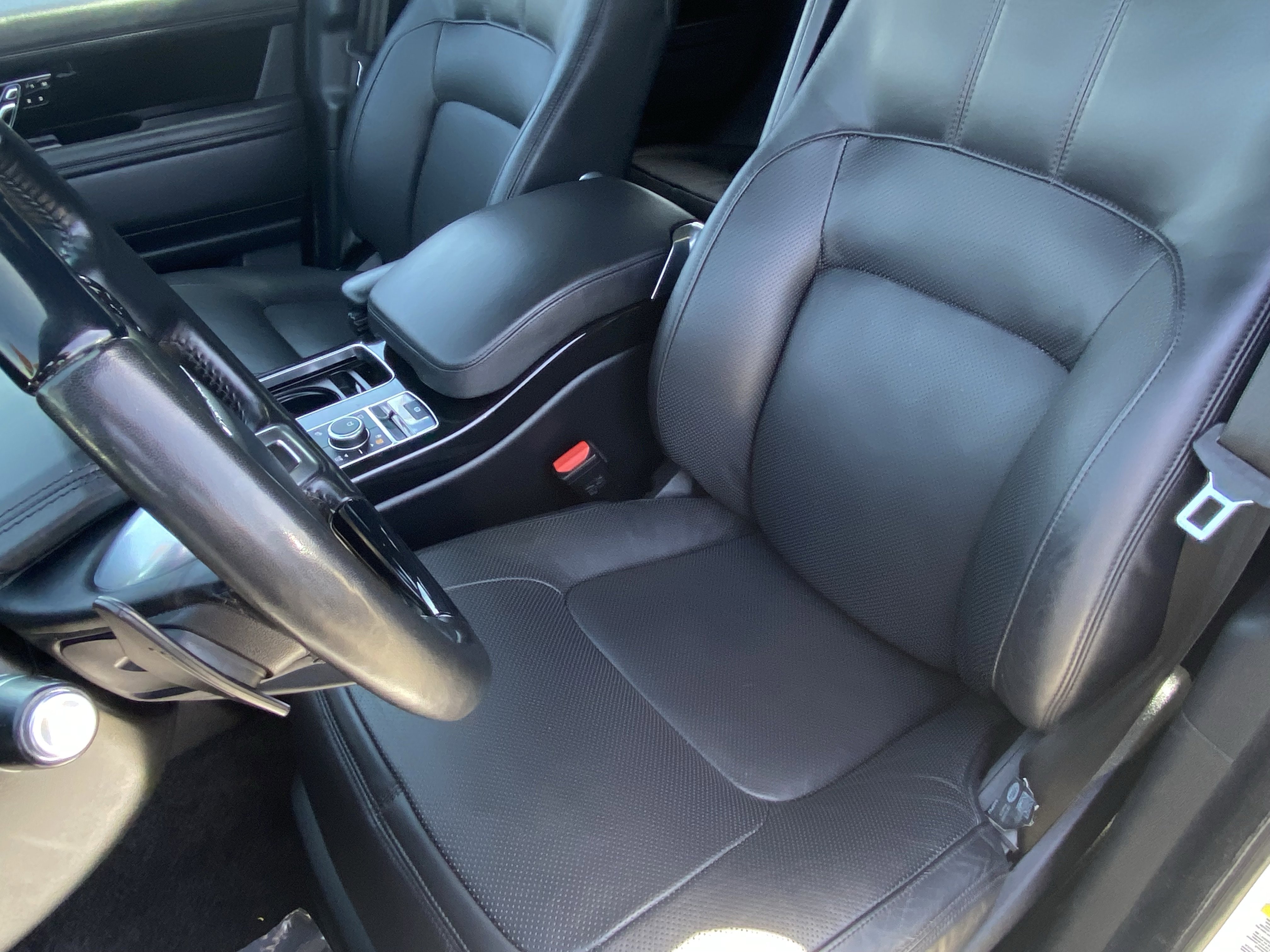 Used 2019 Land Rover Range Rover HSE AWD/4WD image 28