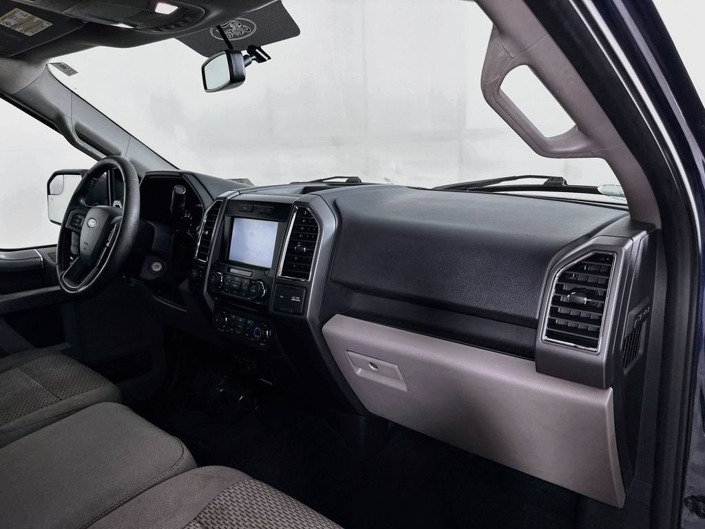 Used 2015 Ford F150 XLT w/ Equipment Group 302A Luxury RWD image 35