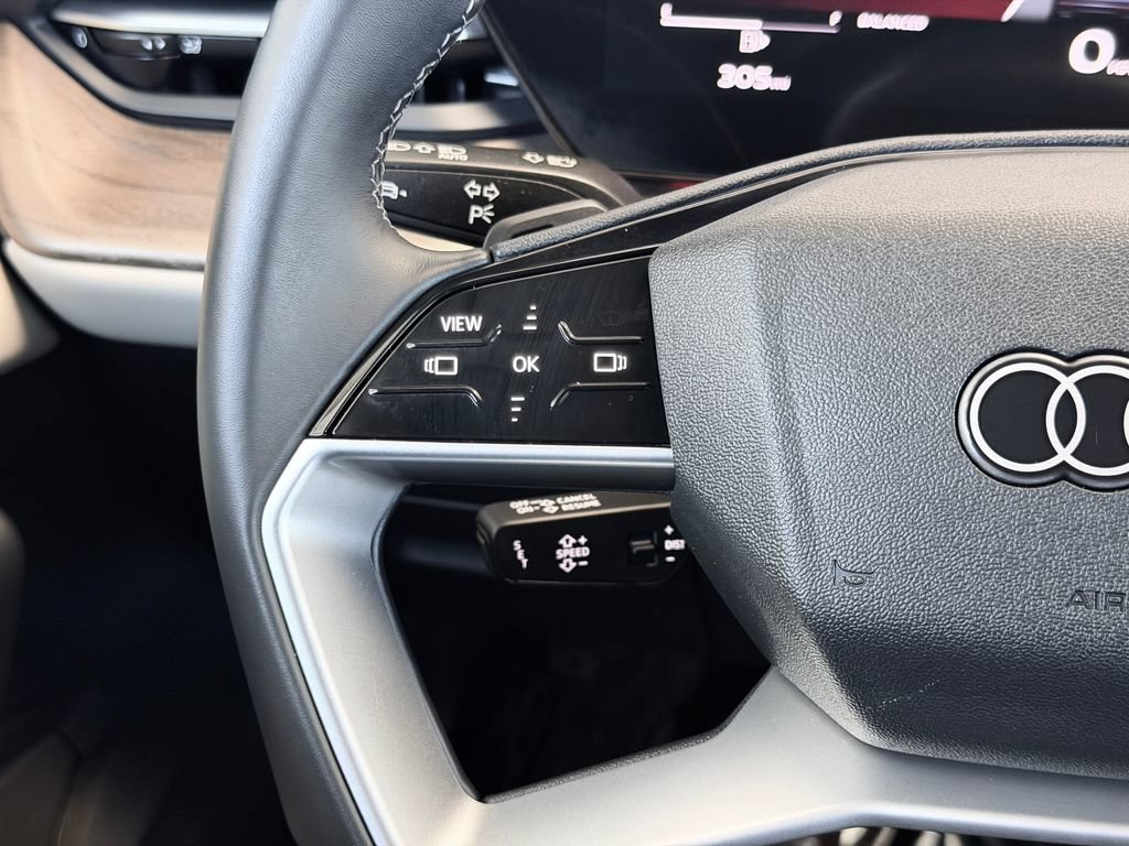 Certified 2025 Audi Q5 Premium w/ Convenience Package AWD/4WD image 13
