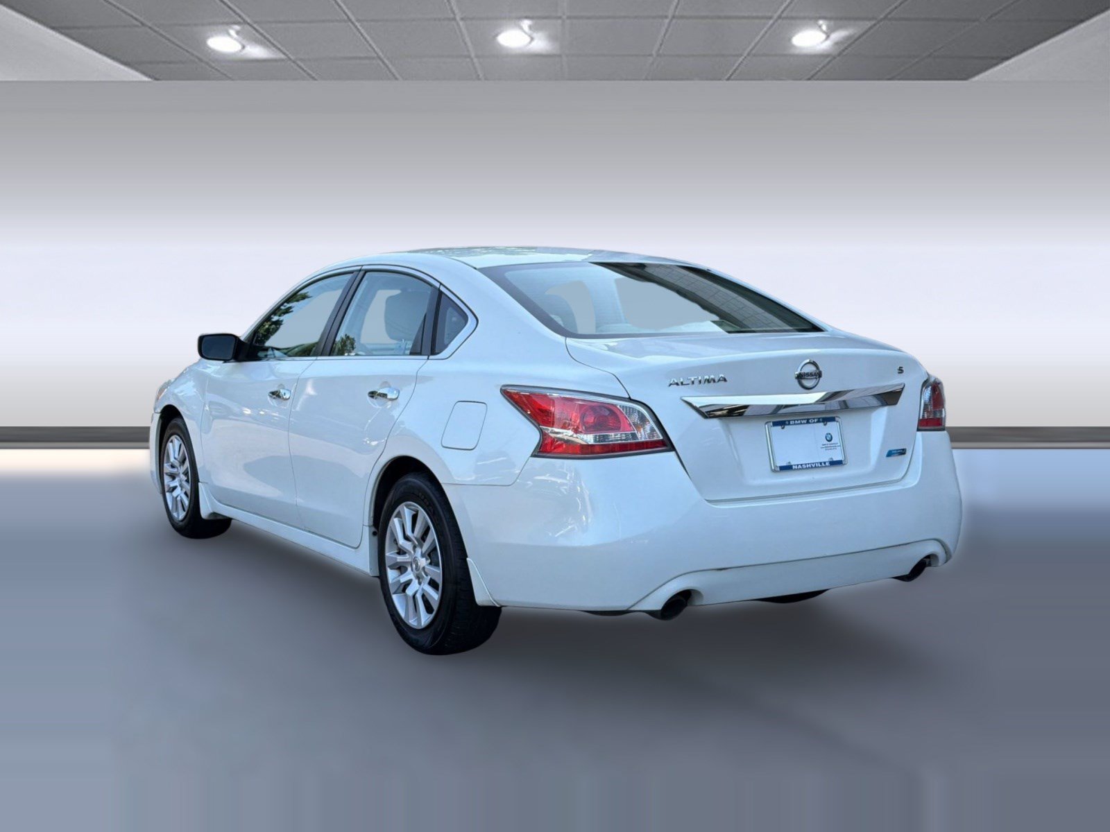 Used 2014 Nissan Altima FWD image 3