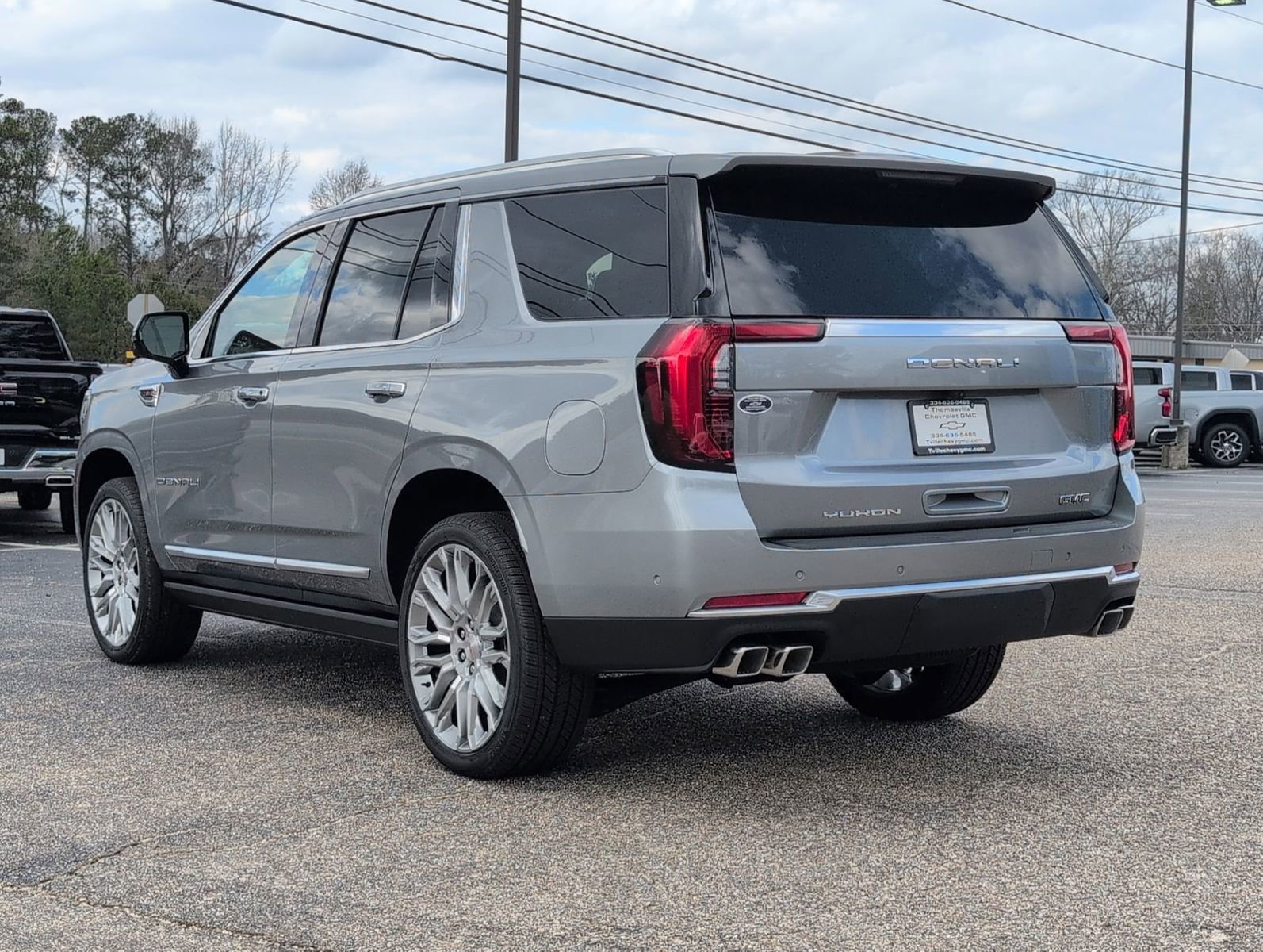 New 2026 GMC Yukon Denali w/ Sun & Power Step Package AWD/4WD image 3