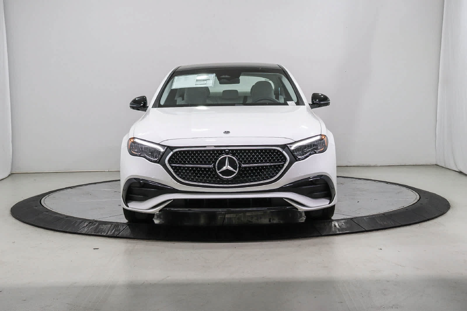 New 2027 Mercedes-Benz E 450 4MATIC Sedan image 6