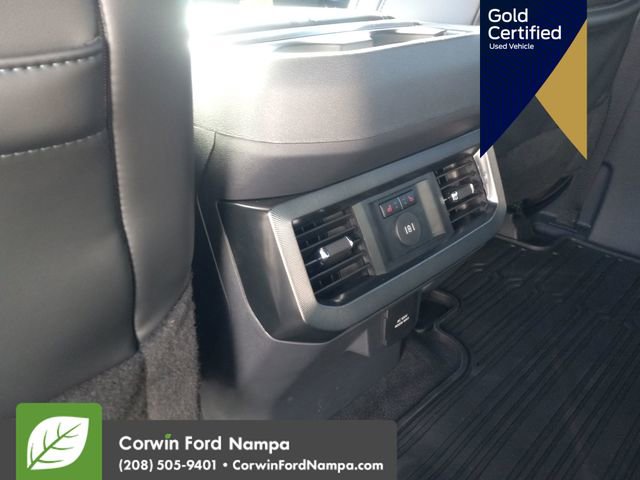 Certified 2026 Ford F450 Platinum w/ FX4 Off-Road Package image 29